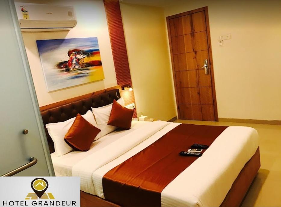 Grandeur By Avion Palace Near T2 International Airport Bombaim Exterior foto
