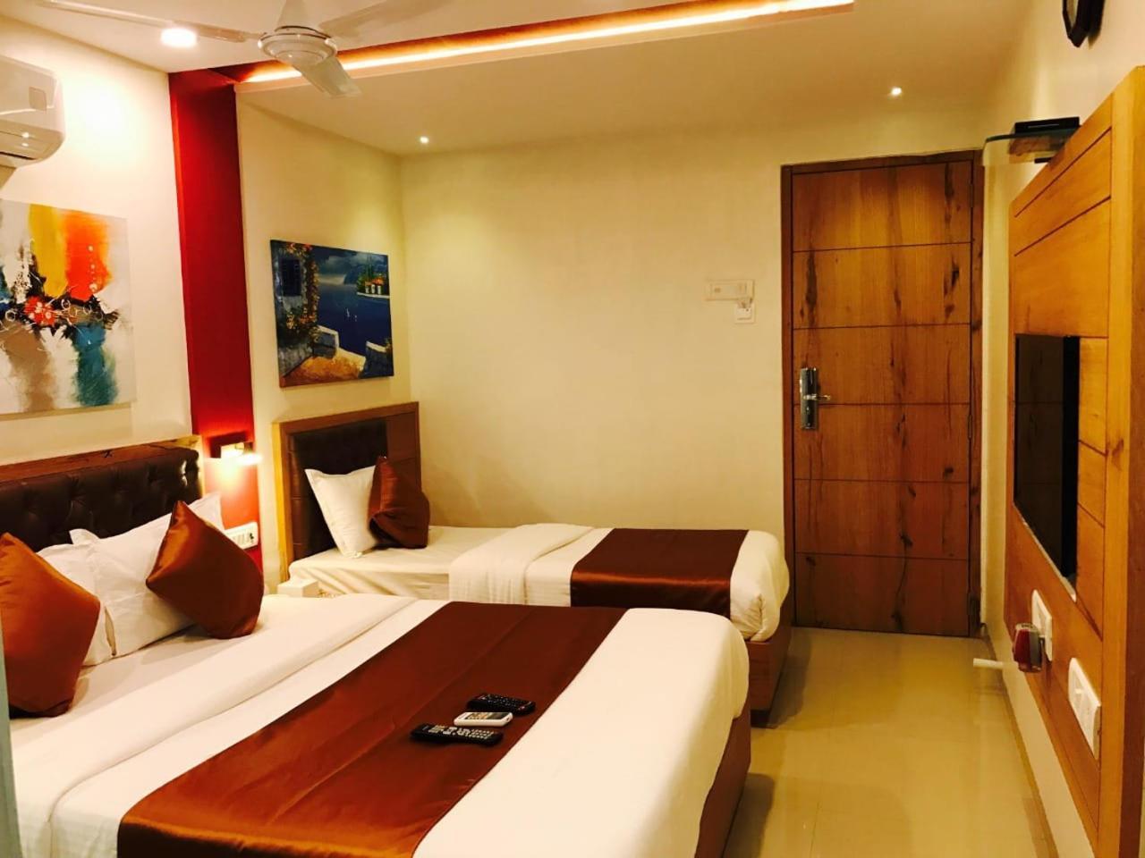 Grandeur By Avion Palace Near T2 International Airport Bombaim Exterior foto